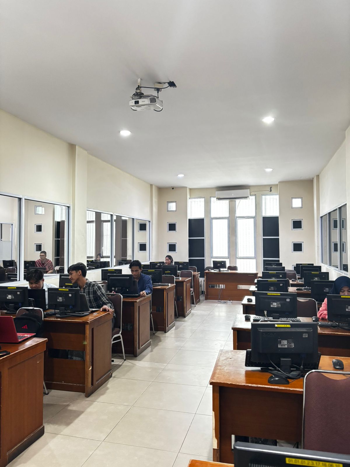 Penerapan photoshop Materi Design Ui Menggunakan Figma